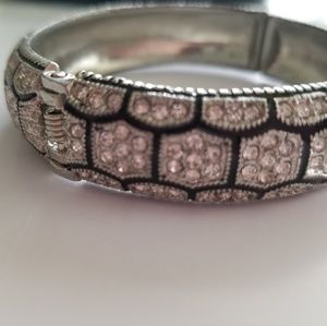 Cuff bracelet